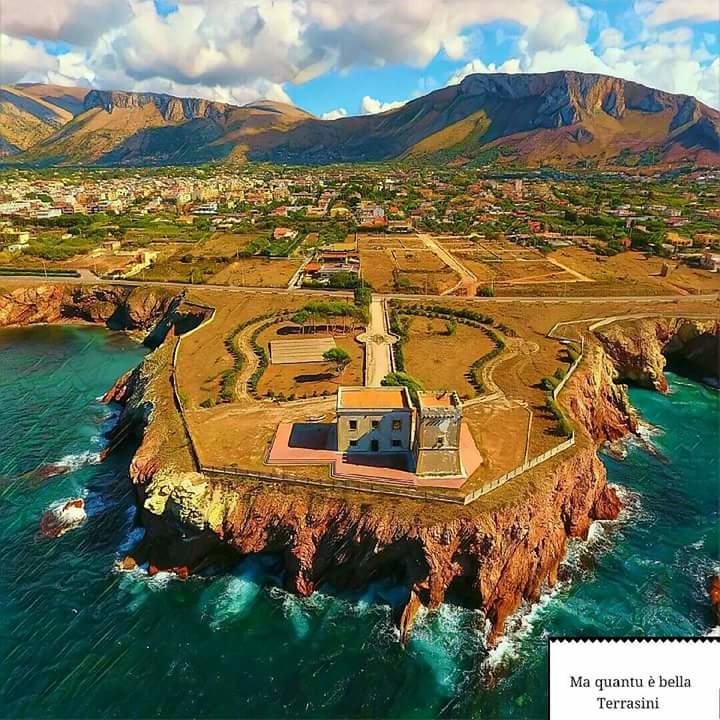 Casa Vacanze Chiara Terrasini Luaran gambar